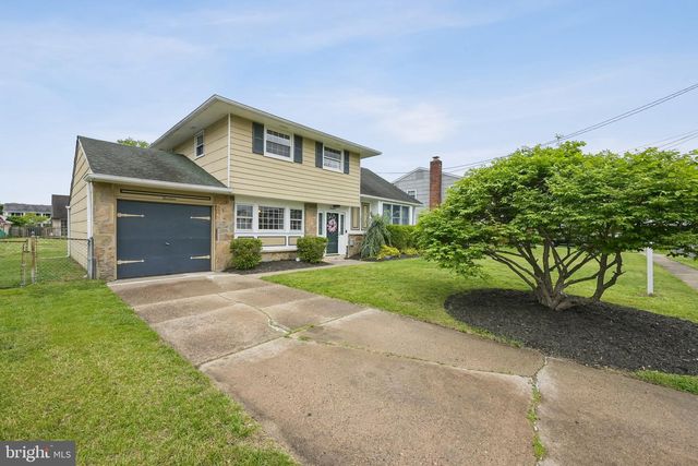 14 SWARTHMORE AVE, Stratford, NJ 08084