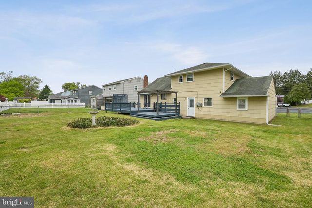 14 SWARTHMORE AVE, Stratford, NJ 08084