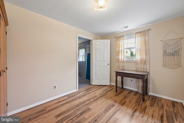14 SWARTHMORE AVE, Stratford, NJ 08084
