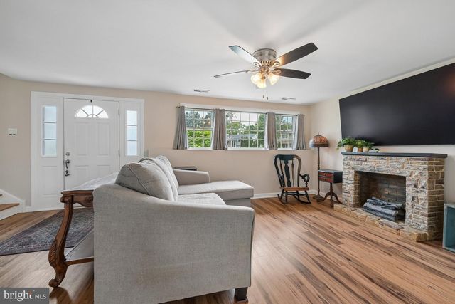 14 SWARTHMORE AVE, Stratford, NJ 08084