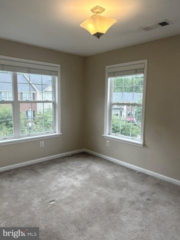 4658 BUCKHORN RDG, Fairfax, VA 22030