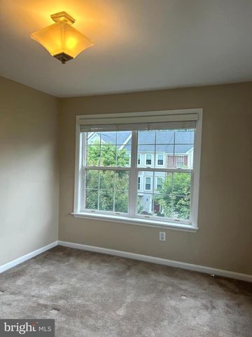 4658 BUCKHORN RDG, Fairfax, VA 22030