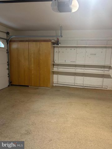 4658 BUCKHORN RDG, Fairfax, VA 22030