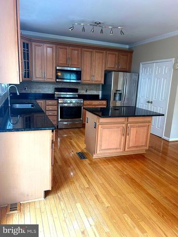 4658 BUCKHORN RDG, Fairfax, VA 22030