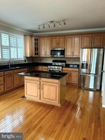 4658 BUCKHORN RDG, Fairfax, VA 22030