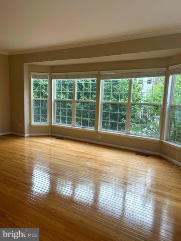 4658 BUCKHORN RDG, Fairfax, VA 22030