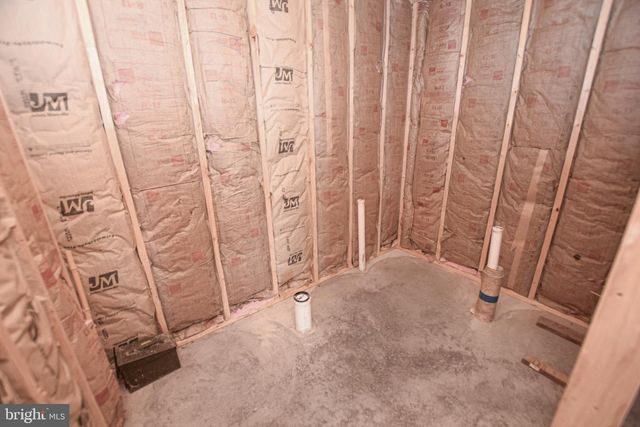 121 EQUINOX WAY W, Martinsburg, WV 25401