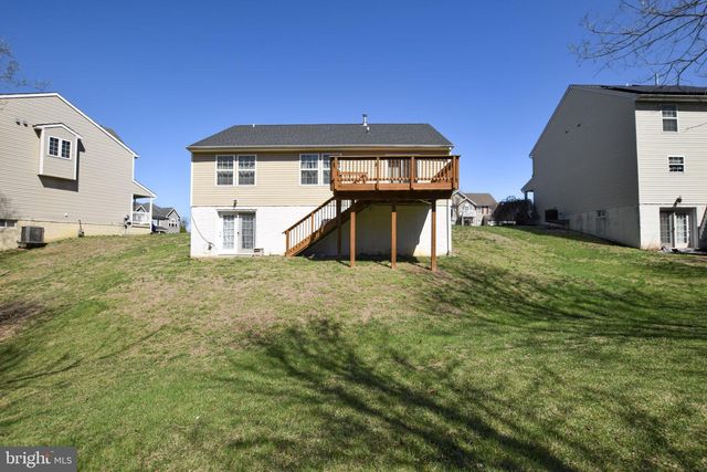 121 EQUINOX WAY W, Martinsburg, WV 25401