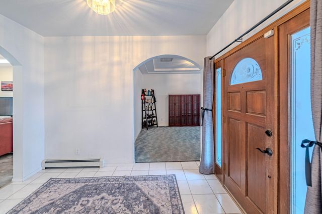 2000 Turrietta Lane SW, Albuquerque, NM 87105