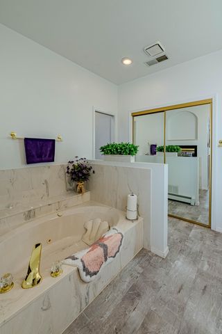 2000 Turrietta Lane SW, Albuquerque, NM 87105
