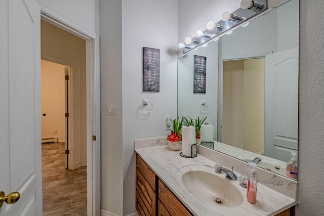 2000 Turrietta Lane SW, Albuquerque, NM 87105