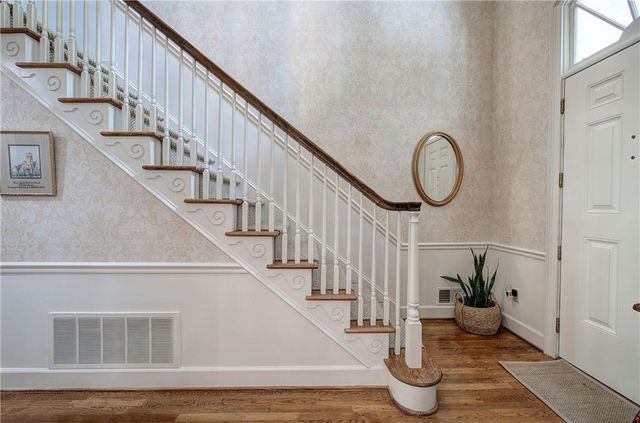 11 Forest Hill SW Drive, Cartersville, GA 30120