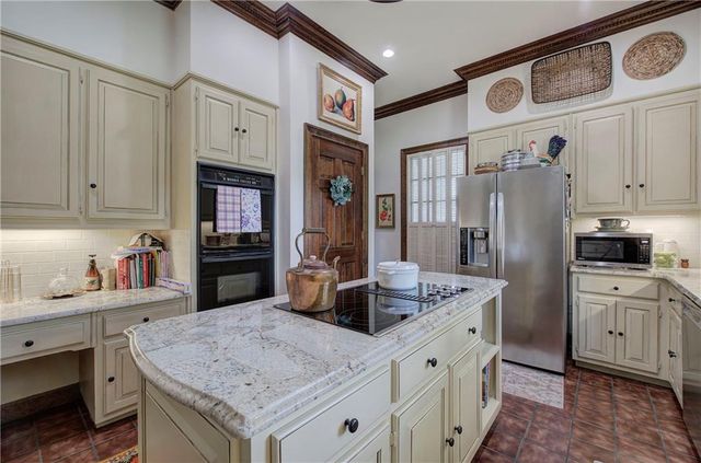 11 Forest Hill SW Drive, Cartersville, GA 30120