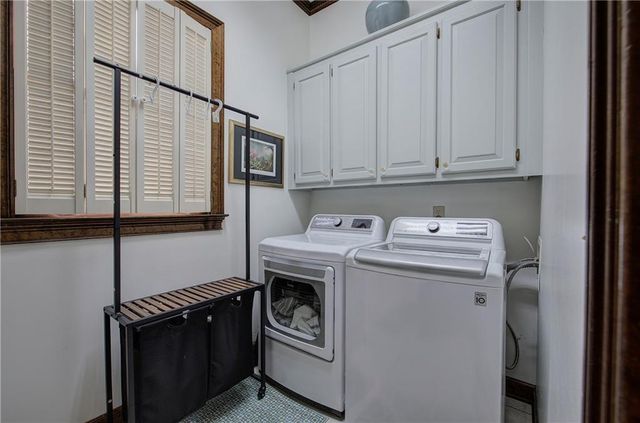 11 Forest Hill SW Drive, Cartersville, GA 30120