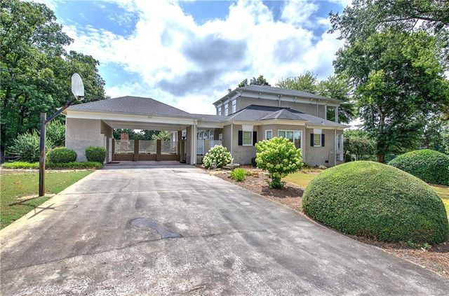 11 Forest Hill SW Drive, Cartersville, GA 30120