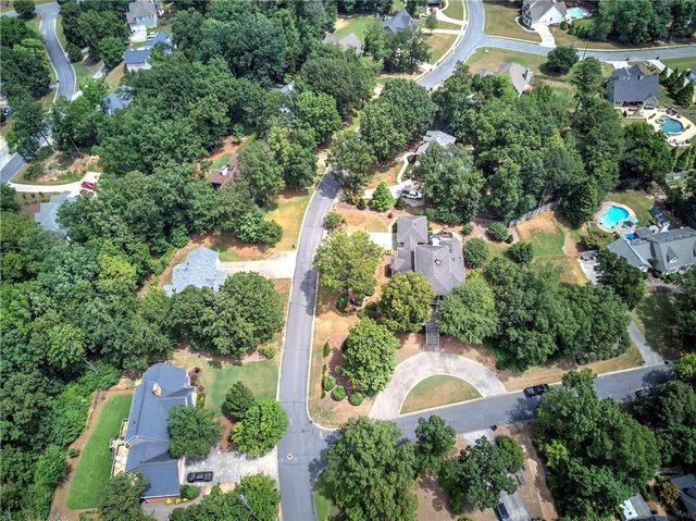 11 Forest Hill SW Drive, Cartersville, GA 30120