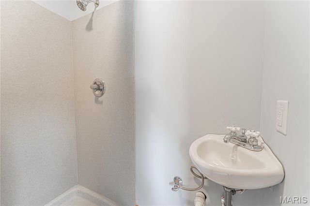 714 Decatur Street, St Charles, MO 63301