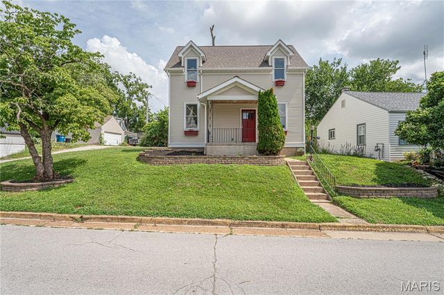 714 Decatur Street, St Charles, MO 63301