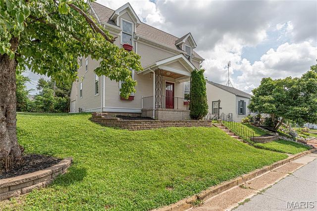 714 Decatur Street, St Charles, MO 63301