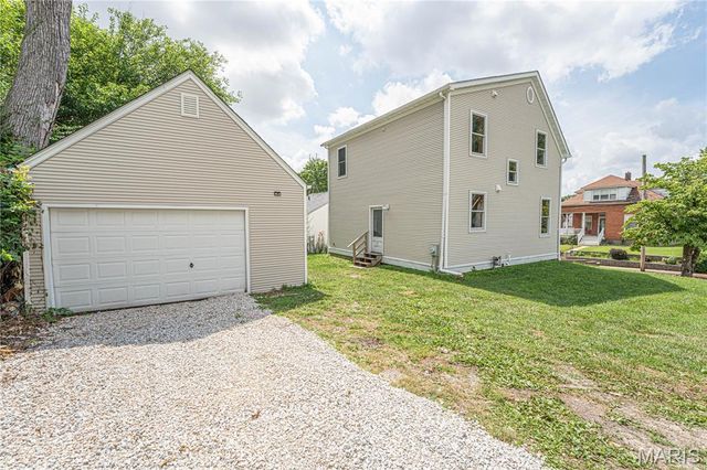 714 Decatur Street, St Charles, MO 63301