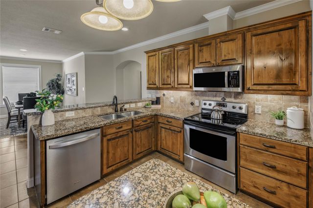 4227 Little Rock CT, College Station, TX 77845