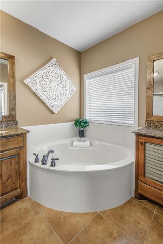 4227 Little Rock CT, College Station, TX 77845