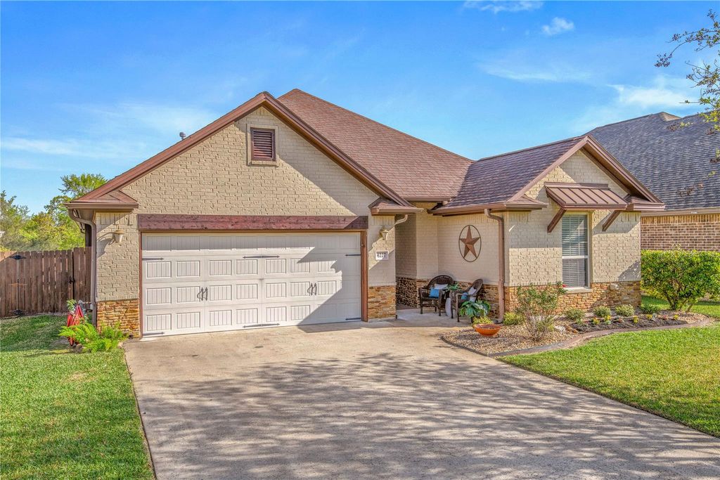 4227 Little Rock CT, College Station, TX 77845