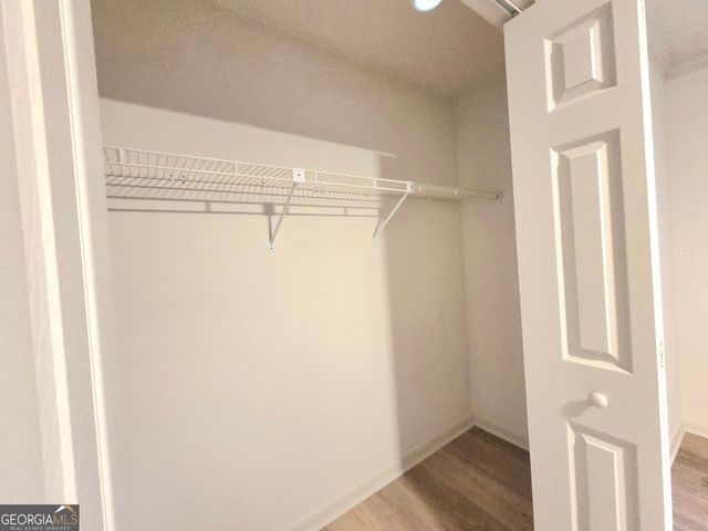 301 Barrington Hills Drive, Atlanta, GA 30350