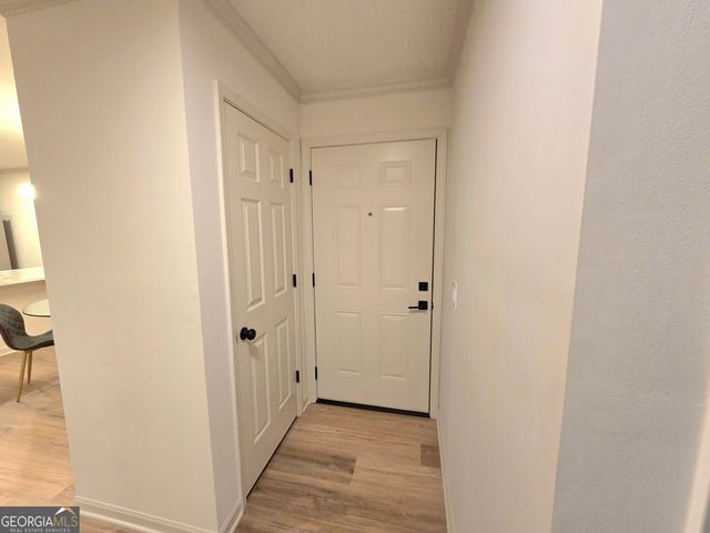 301 Barrington Hills Drive, Atlanta, GA 30350