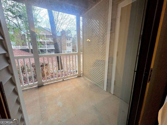 301 Barrington Hills Drive, Atlanta, GA 30350