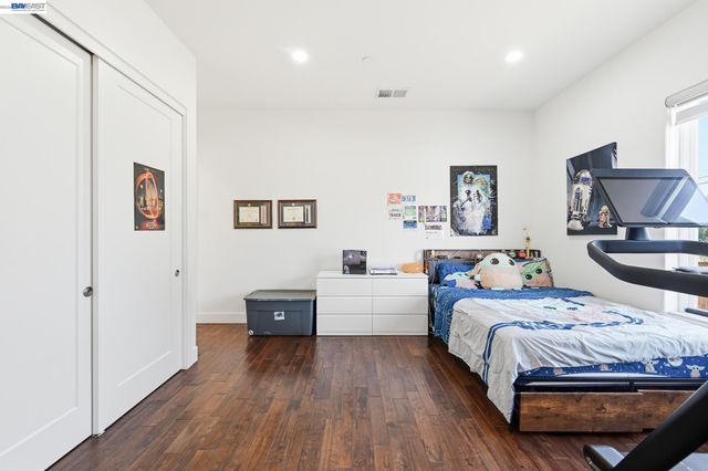 4683 Proctor Rd, Castro Valley, CA 94546