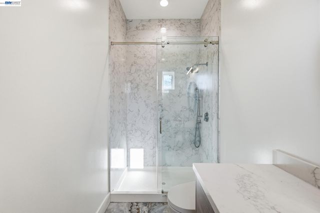 4683 Proctor Rd, Castro Valley, CA 94546