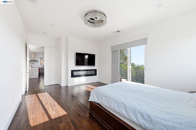 4683 Proctor Rd, Castro Valley, CA 94546