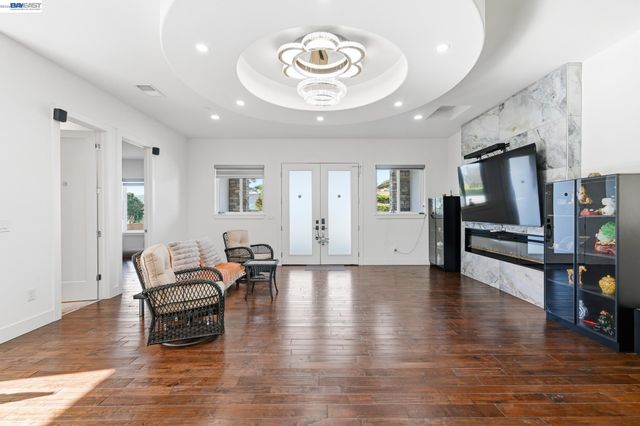 4683 Proctor Rd, Castro Valley, CA 94546