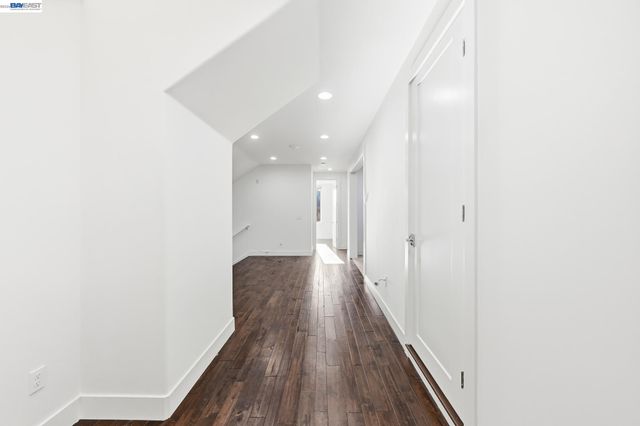 4683 Proctor Rd, Castro Valley, CA 94546