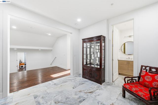 4683 Proctor Rd, Castro Valley, CA 94546