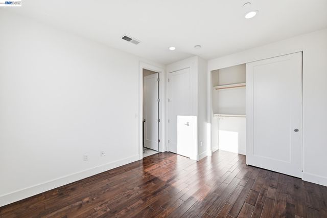 4683 Proctor Rd, Castro Valley, CA 94546