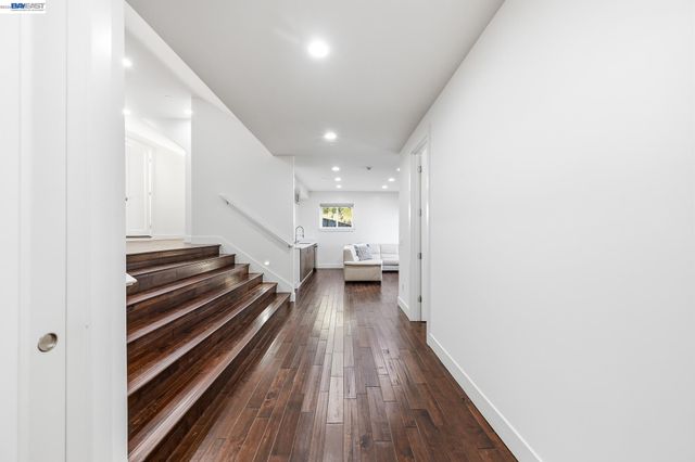 4683 Proctor Rd, Castro Valley, CA 94546