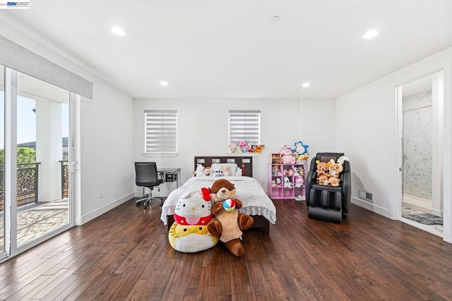4683 Proctor Rd, Castro Valley, CA 94546
