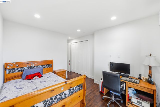 4683 Proctor Rd, Castro Valley, CA 94546
