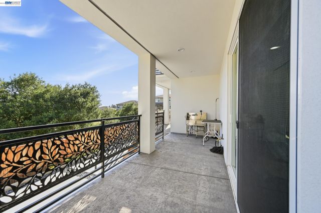 4683 Proctor Rd, Castro Valley, CA 94546