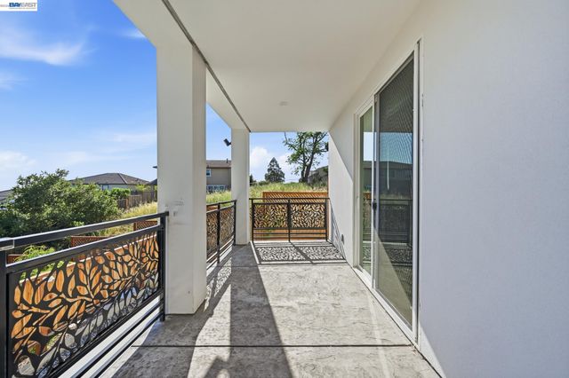4683 Proctor Rd, Castro Valley, CA 94546
