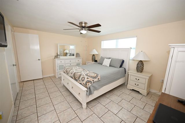 3233 SALISBURY DRIVE, Holiday, FL 34691