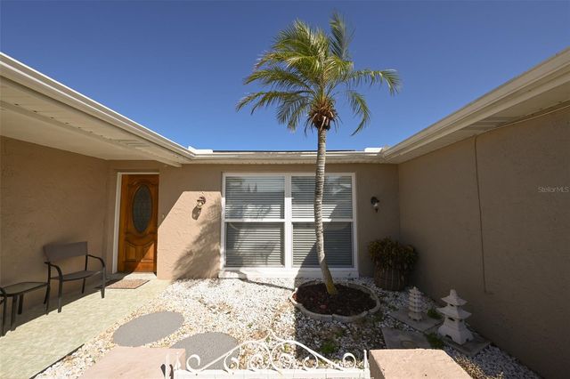 3233 SALISBURY DRIVE, Holiday, FL 34691