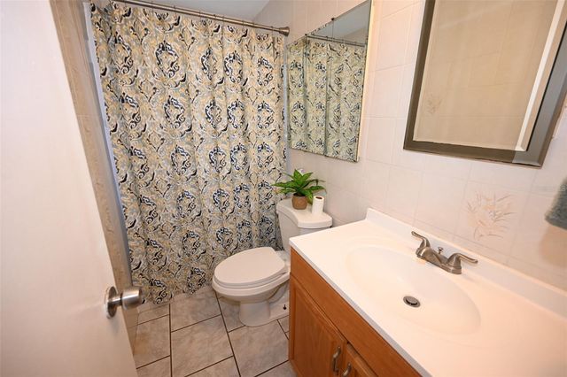 3233 SALISBURY DRIVE, Holiday, FL 34691