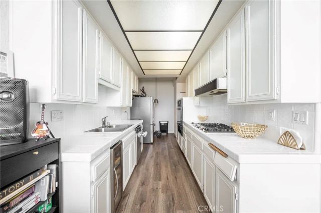 5310 Zelzah 312, Encino, CA 91316