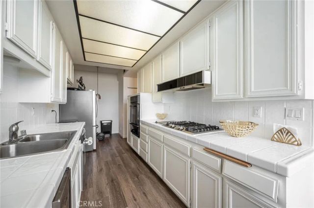 5310 Zelzah 312, Encino, CA 91316