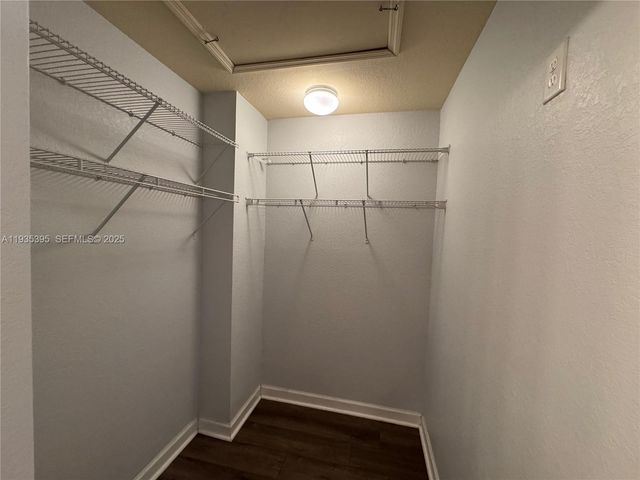 22541 SW 88th Pl 304-6, Cutler Bay, FL 33190