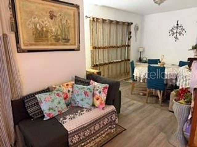 9801 TURF WAY 2, Orlando, FL 32837