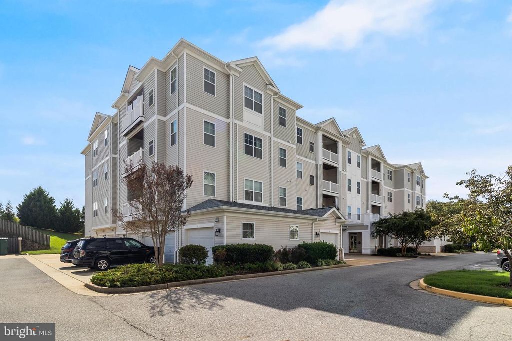 23510 F D R BLVD #207, California, MD 20619